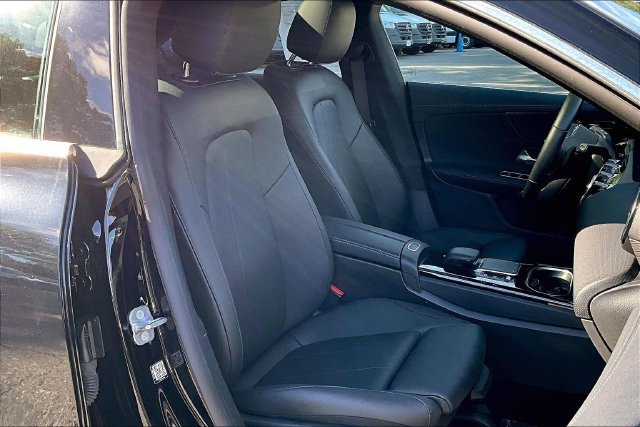 Certified 2023 Mercedes-Benz CLA 250 4MATIC w/ Premium Package image 7