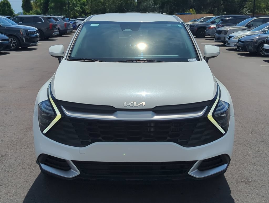 Used 2025 Kia Sportage LX FWD image 10