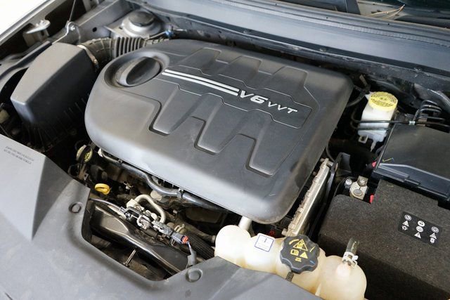 Used 2019 Jeep Cherokee Limited image 48