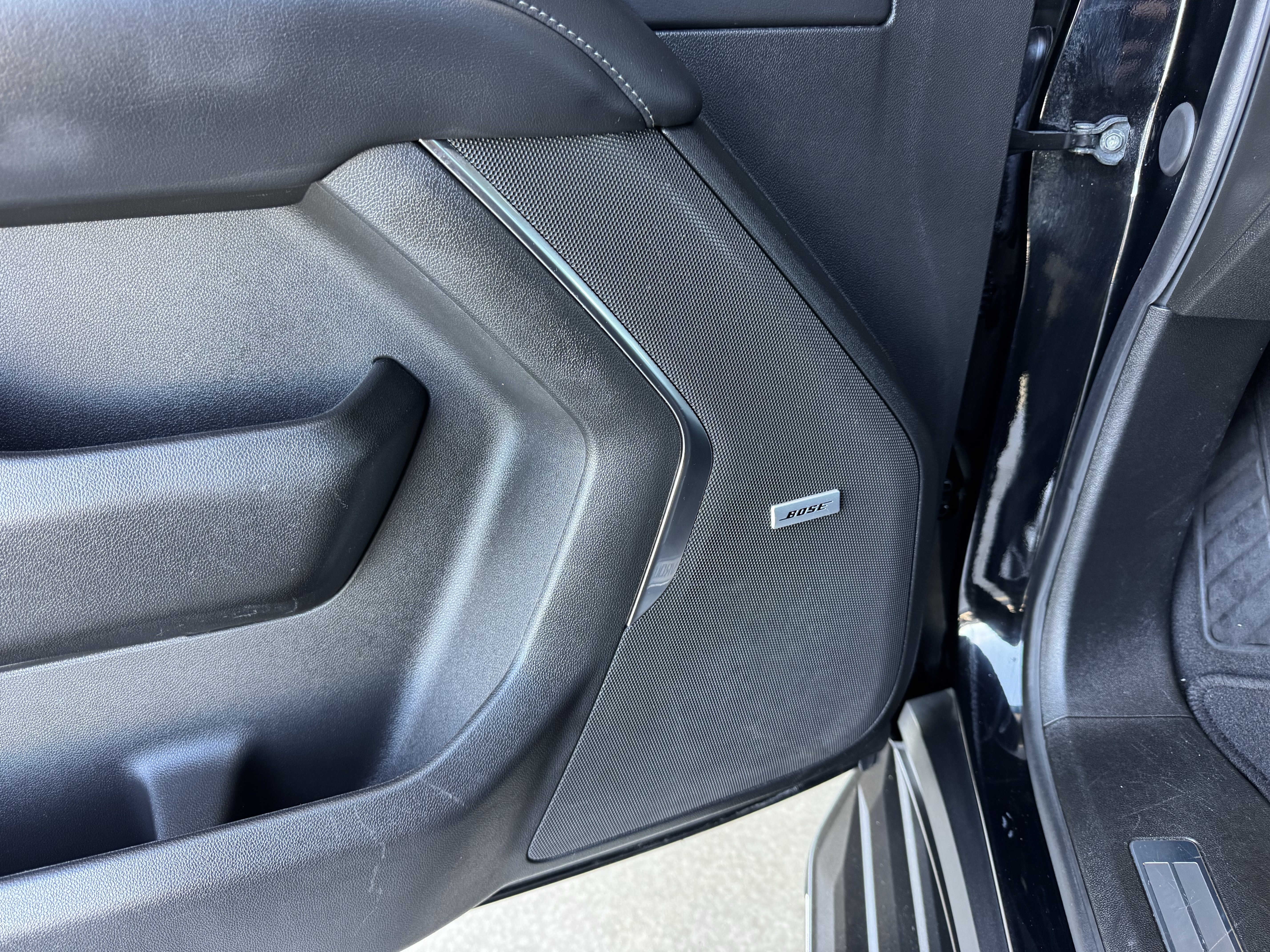 Certified 2024 Chevrolet Tahoe LT RWD image 10