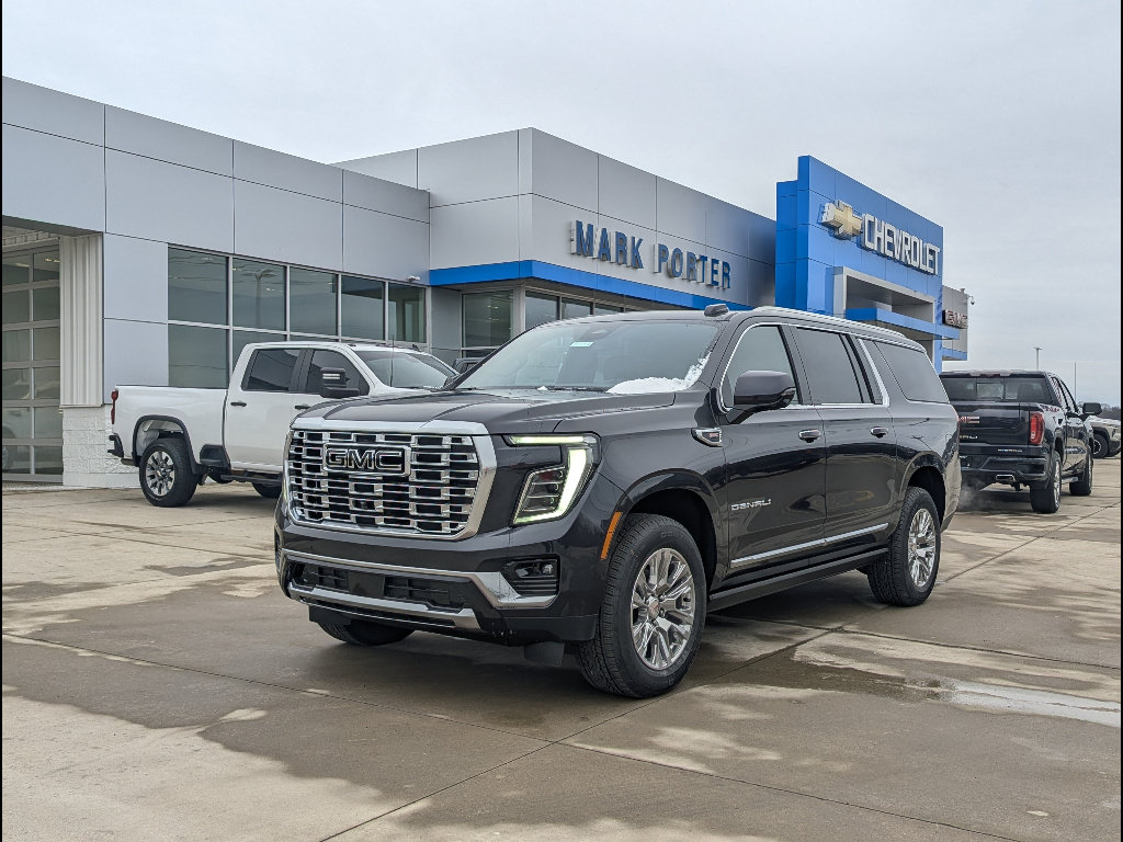 New 2026 GMC Yukon XL Denali w/ Sun & Power Step Package