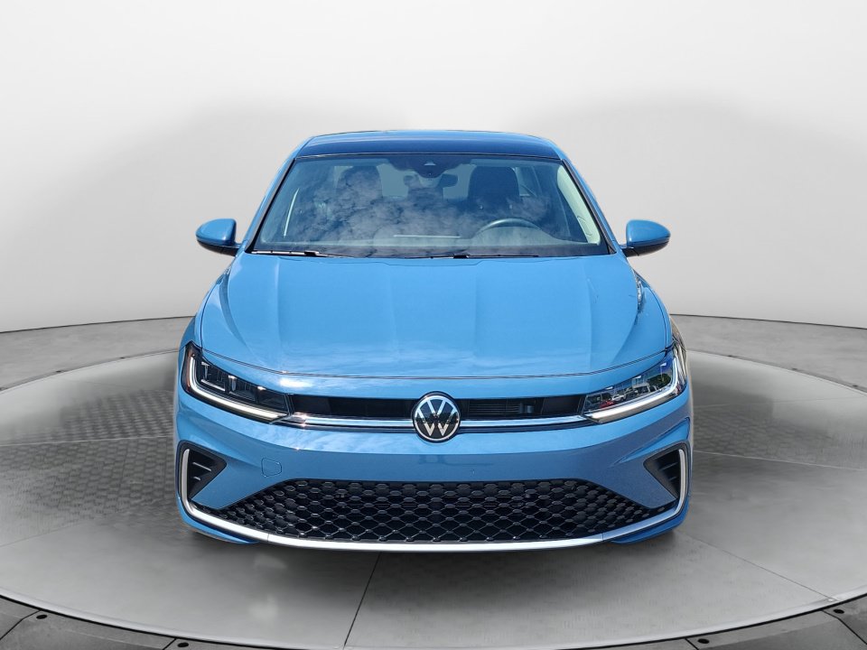 Certified 2026 Volkswagen Jetta SE w/ Black Wheel Package FWD image 2