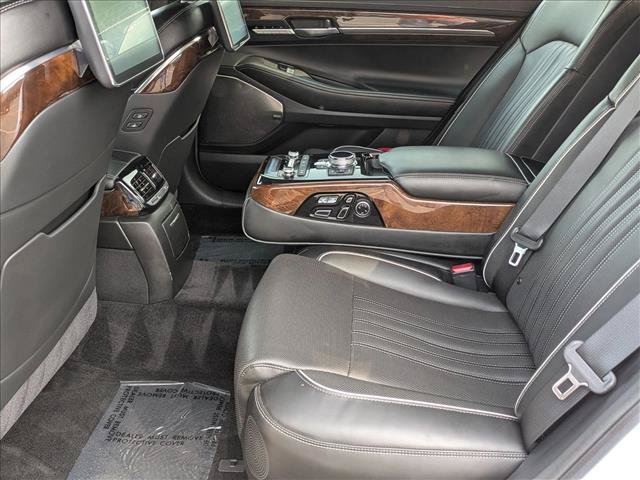 Used 2018 Genesis G90 5.0 Ultimate RWD image 21