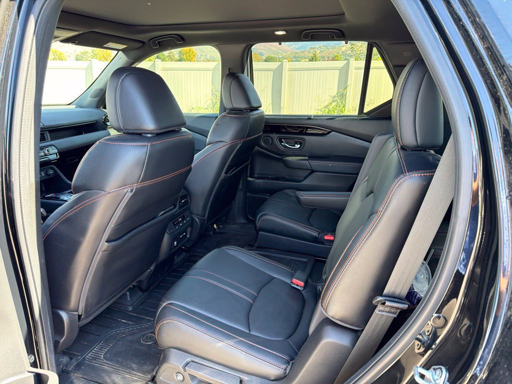 Used 2024 Honda Pilot TrailSport image 19
