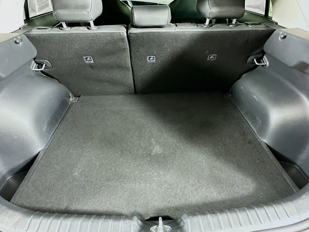 Used 2023 Kia Niro EX image 34