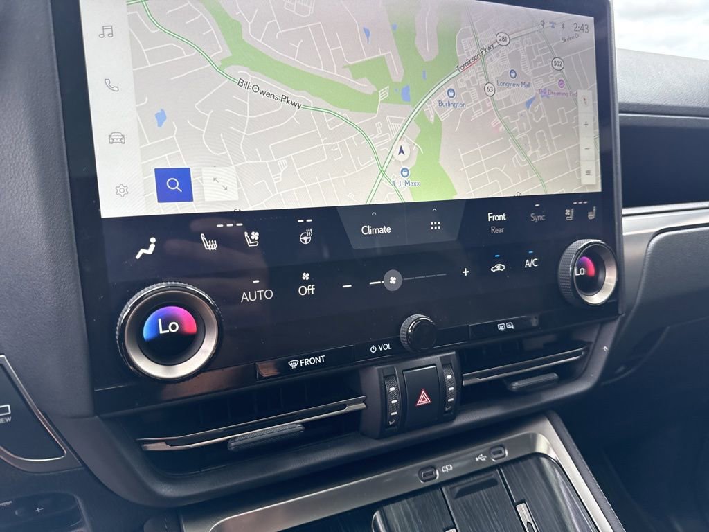 Used 2025 Lexus GX 550 w/ Cold Area Package AWD/4WD image 34