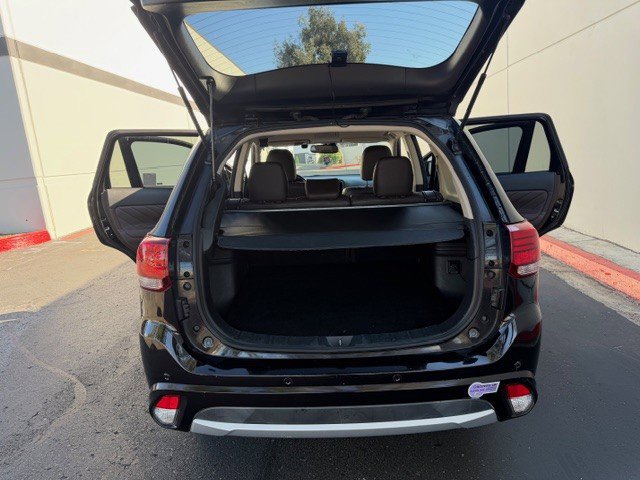 Used 2018 Mitsubishi Outlander SEL image 17