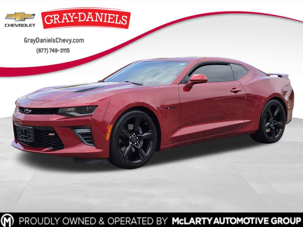 Used 2018 Chevrolet Camaro SS RWD image 1