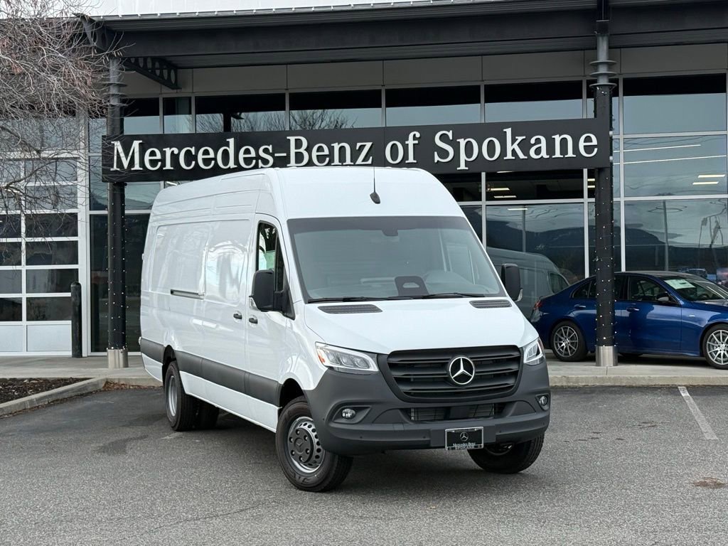 New 2025 Mercedes-Benz Sprinter 4500