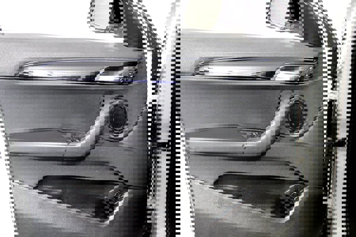 Used 2020 BMW X2 sDrive28i image 6