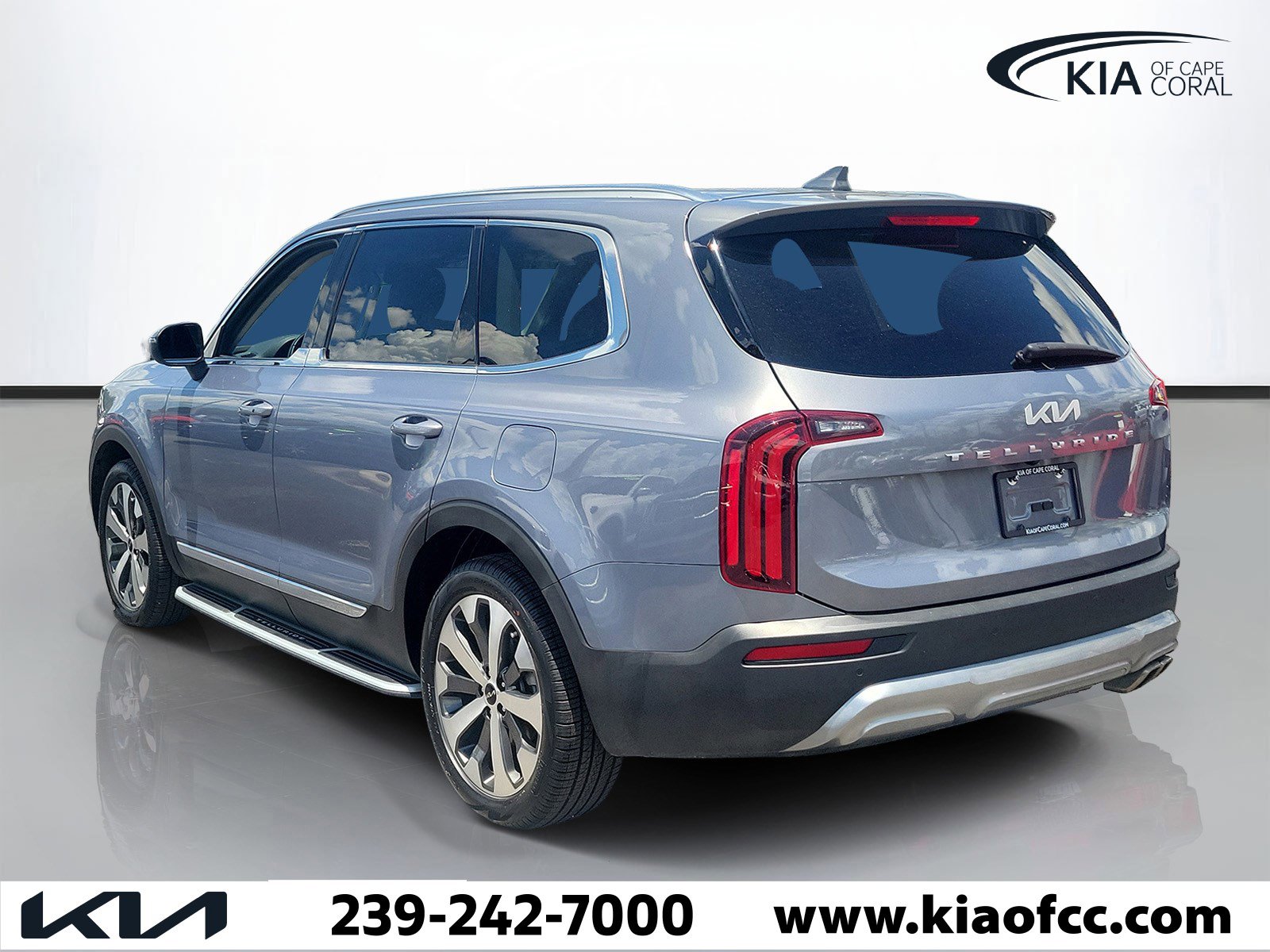 Certified 2022 Kia Telluride EX w/ EX Premium Package FWD image 4