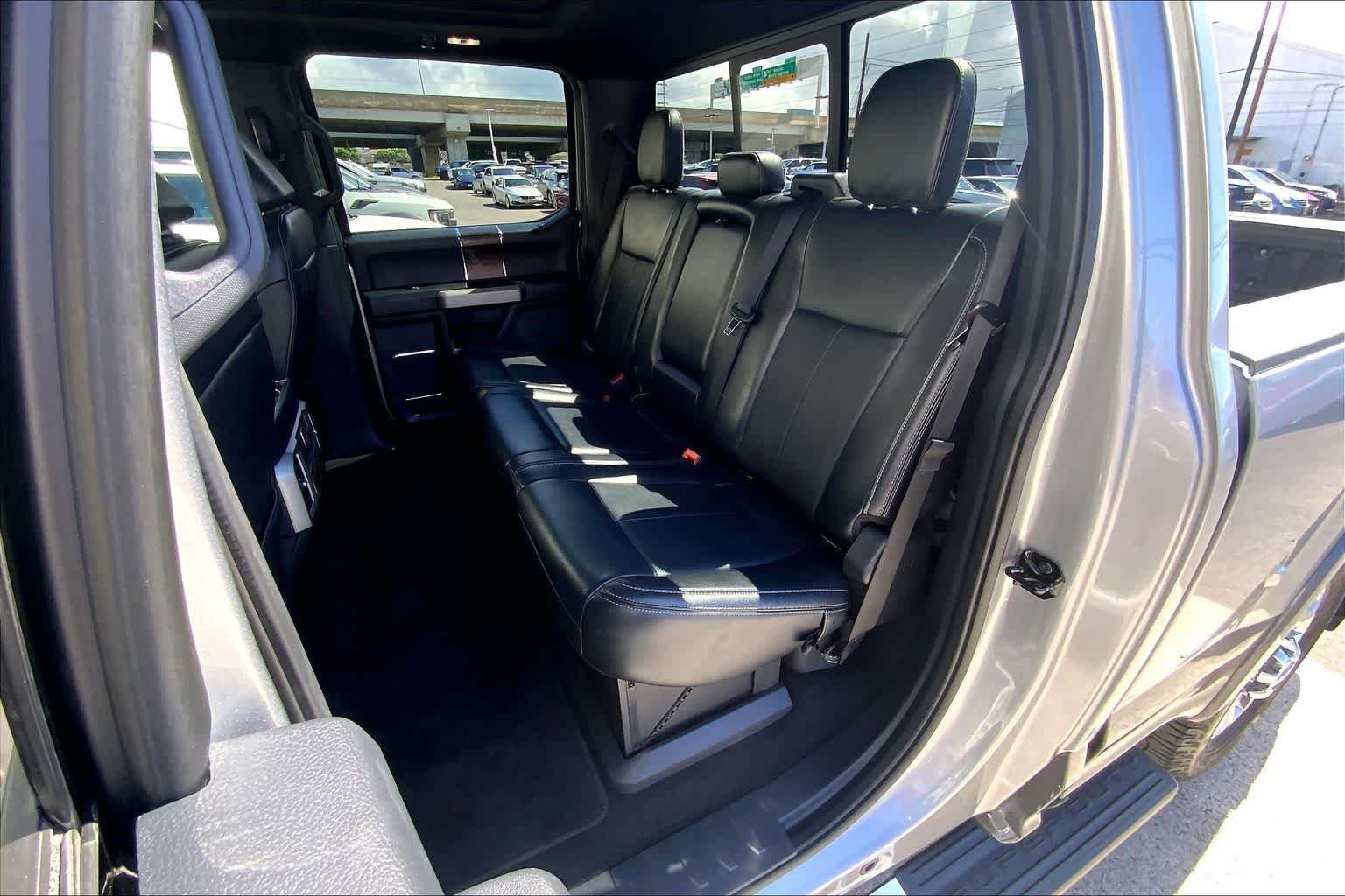 Used 2022 Ford F350 Lariat w/ Lariat Ultimate Package AWD/4WD image 30