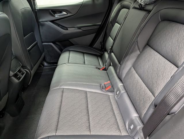 New 2026 Chevrolet Equinox LT image 11