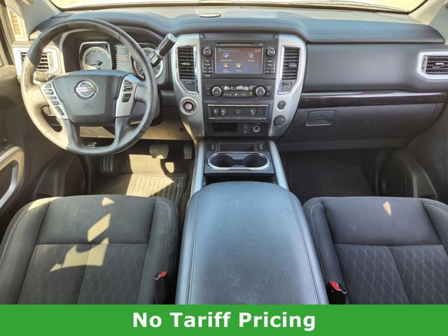 Used 2018 Nissan Titan SV w/ SV Convenience Package image 25