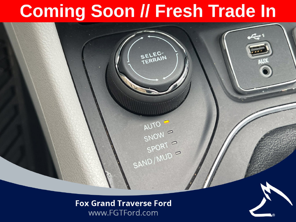 Used 2020 Jeep Cherokee Latitude Lux w/ Comfort/Convenience Group AWD/4WD image 27