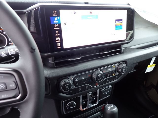 New 2025 Jeep Wrangler Unlimited Sport AWD/4WD image 18