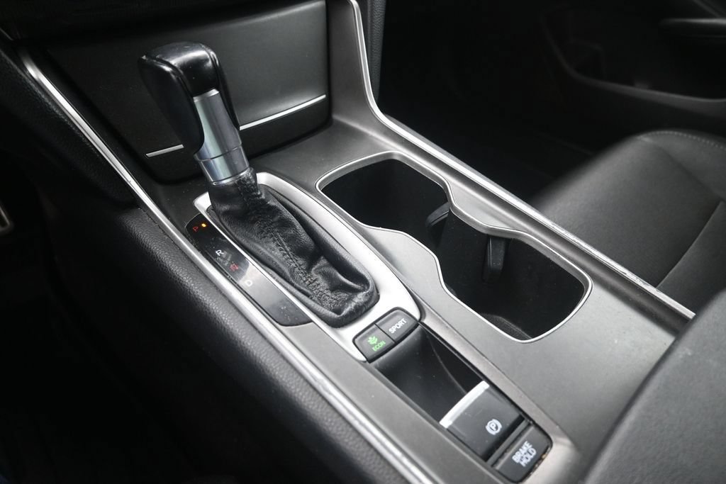 Used 2019 Honda Accord Sport image 29