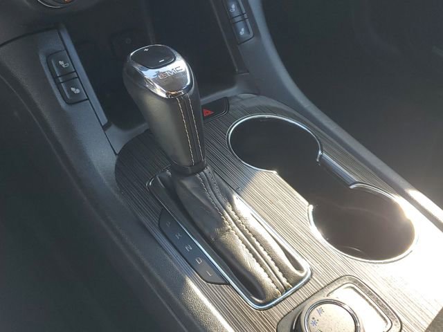 Used 2018 GMC Acadia SLT image 36