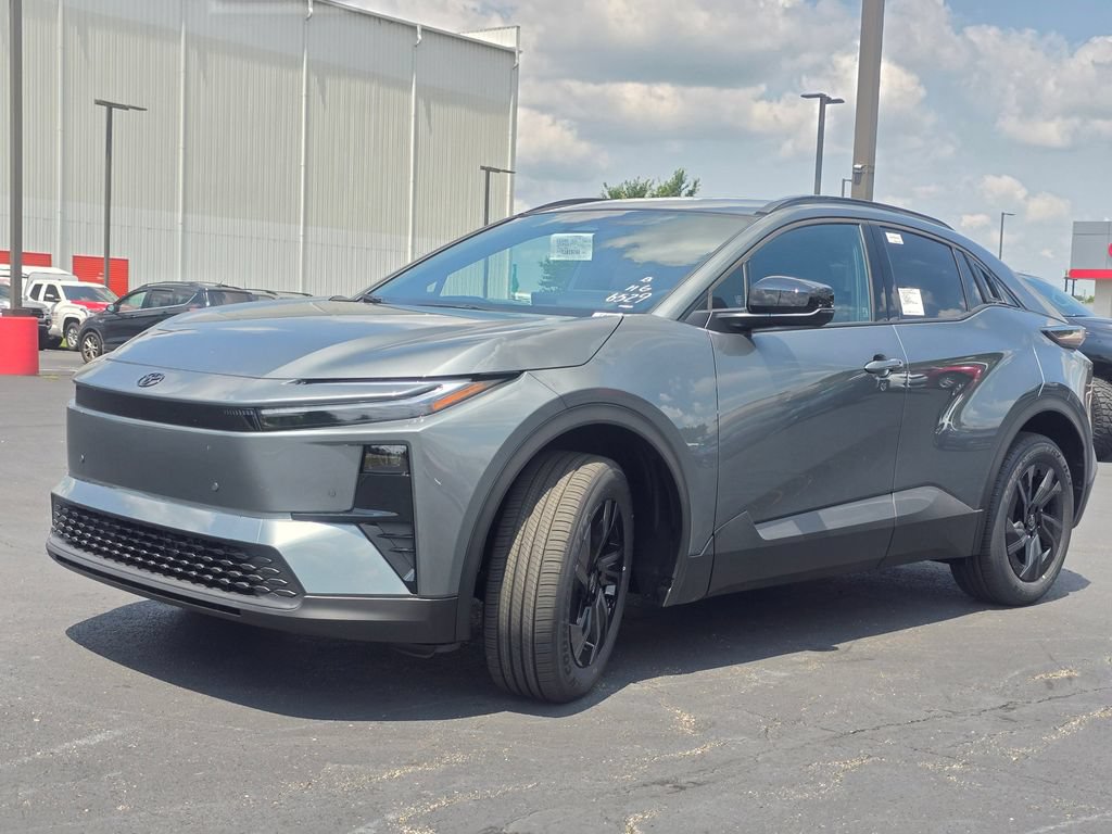 New 2026 Toyota C-HR w/ Cold Weather Package AWD/4WD image 4