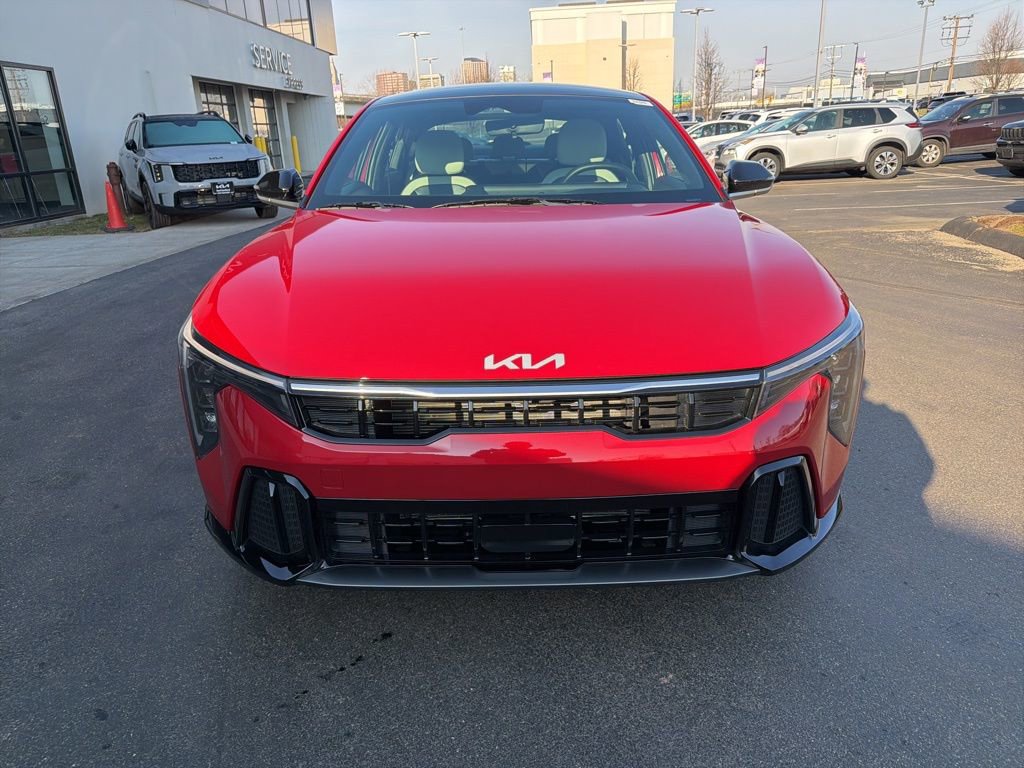Used 2025 Kia K4 GT-Line w/ GT-Line Premium Package image 3