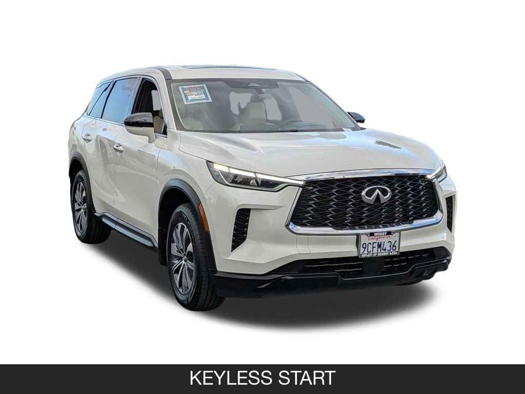 Used 2022 INFINITI QX60 Pure FWD image 2