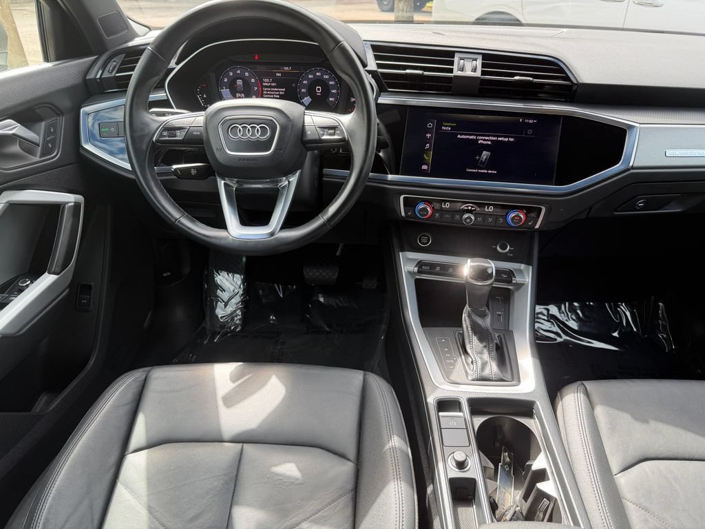 Used 2021 Audi Q3 2.0T Premium AWD/4WD image 16