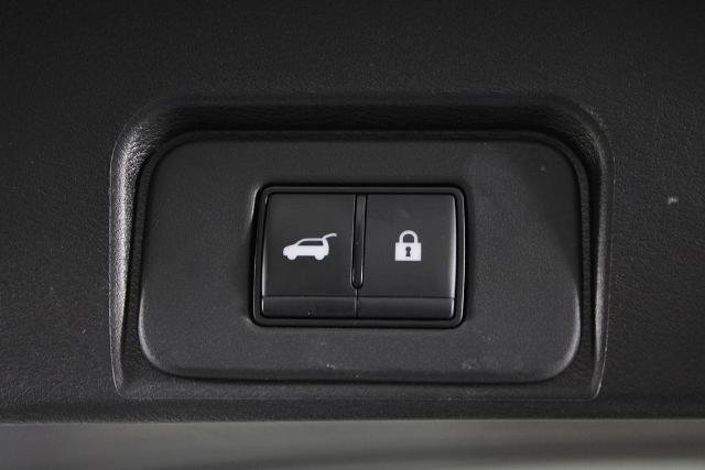 Certified 2025 Nissan Rogue SV AWD/4WD image 19