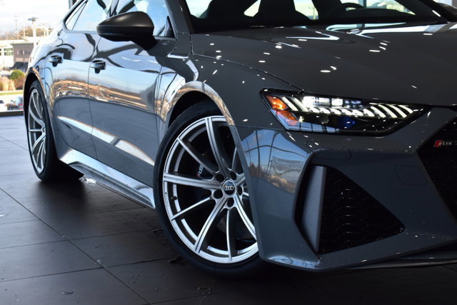 Used 2025 Audi RS 7 Performance AWD/4WD image 4