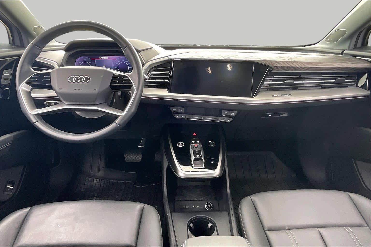 Used 2024 Audi Q4 e-tron Prestige AWD/4WD image 15