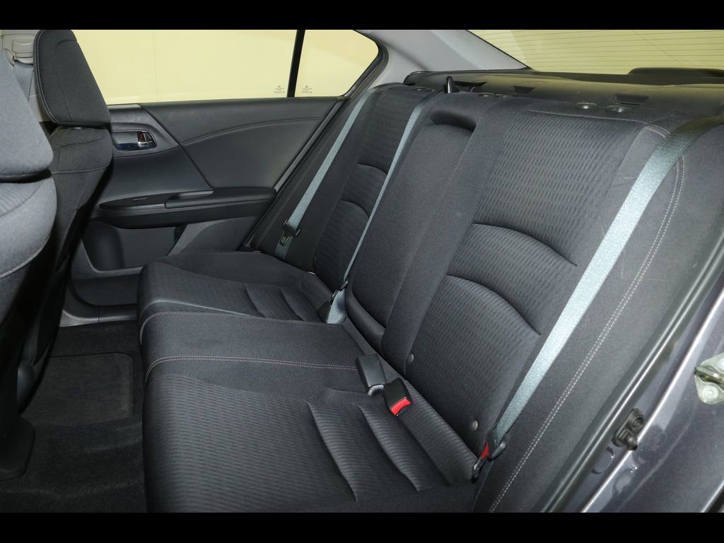 Used 2015 Honda Accord Sport image 17