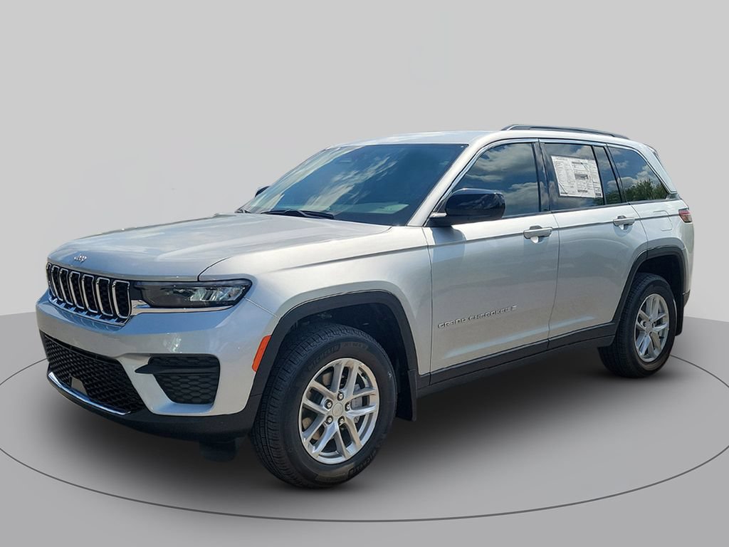 New 2026 Jeep Grand Cherokee Laredo X RWD image 7