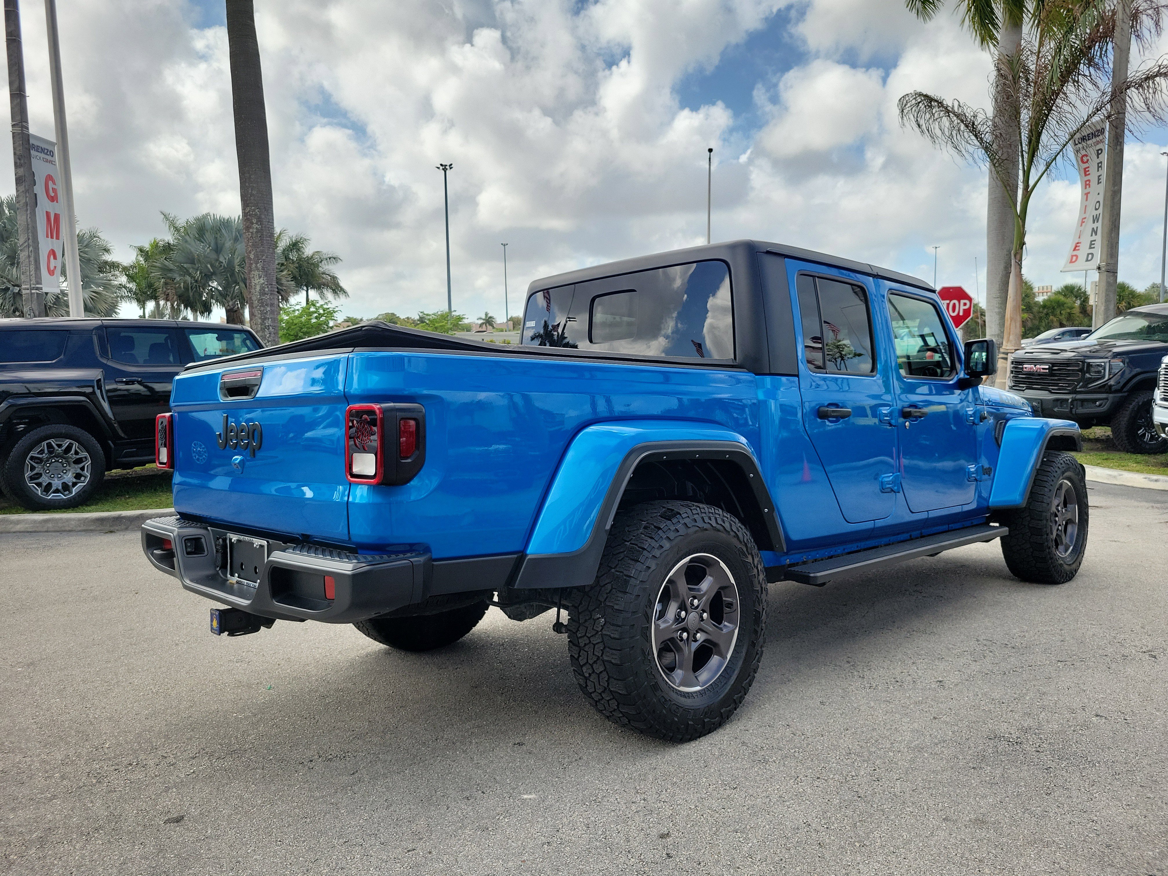 Used 2021 Jeep Gladiator Sport image 5