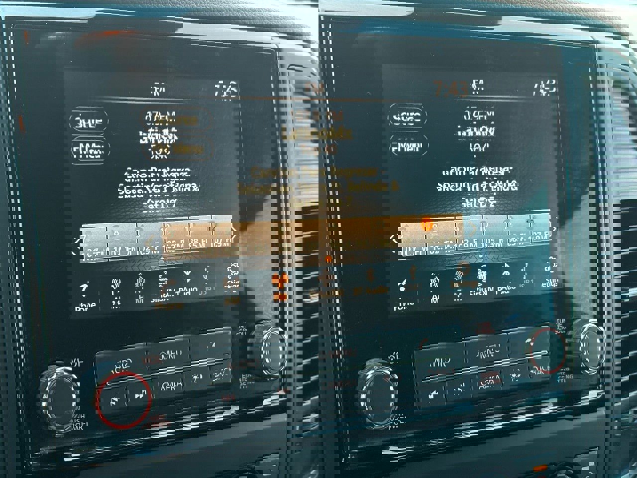 Certified 2024 Nissan Titan SV w/ SV Convenience Package image 28