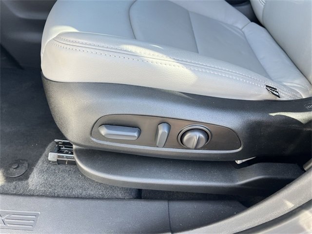 Used 2023 Chevrolet Equinox LT image 14