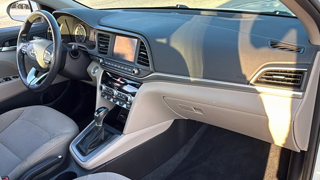 Used 2020 Hyundai Elantra Value Edition image 28