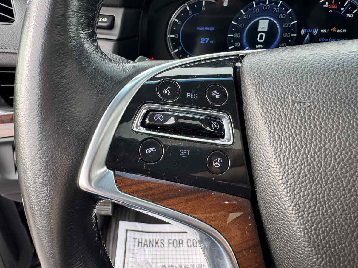 Used 2017 Cadillac Escalade Luxury AWD/4WD image 13