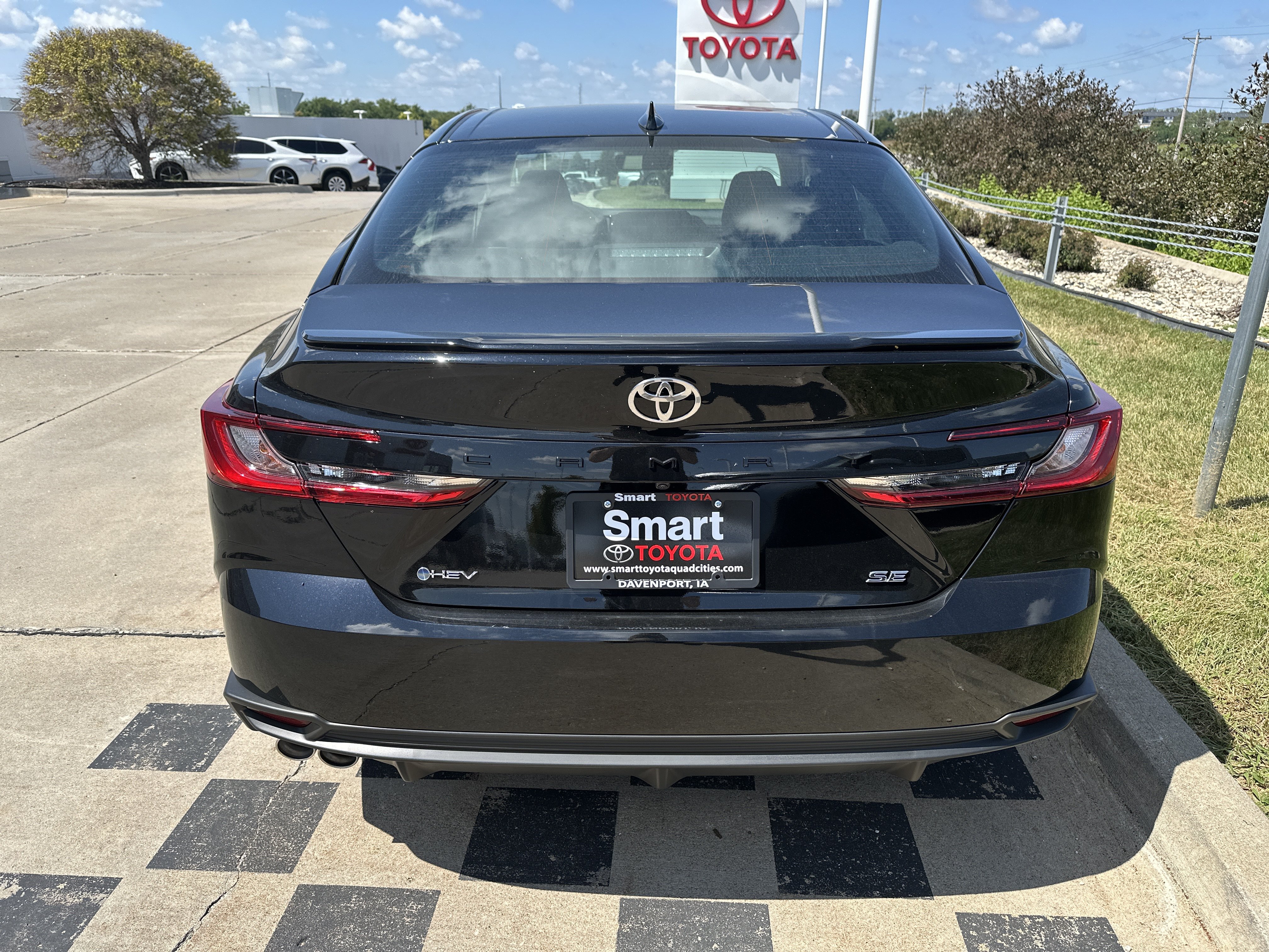 New 2026 Toyota Camry SE w/ Multimedia Upgrade Package FWD image 5