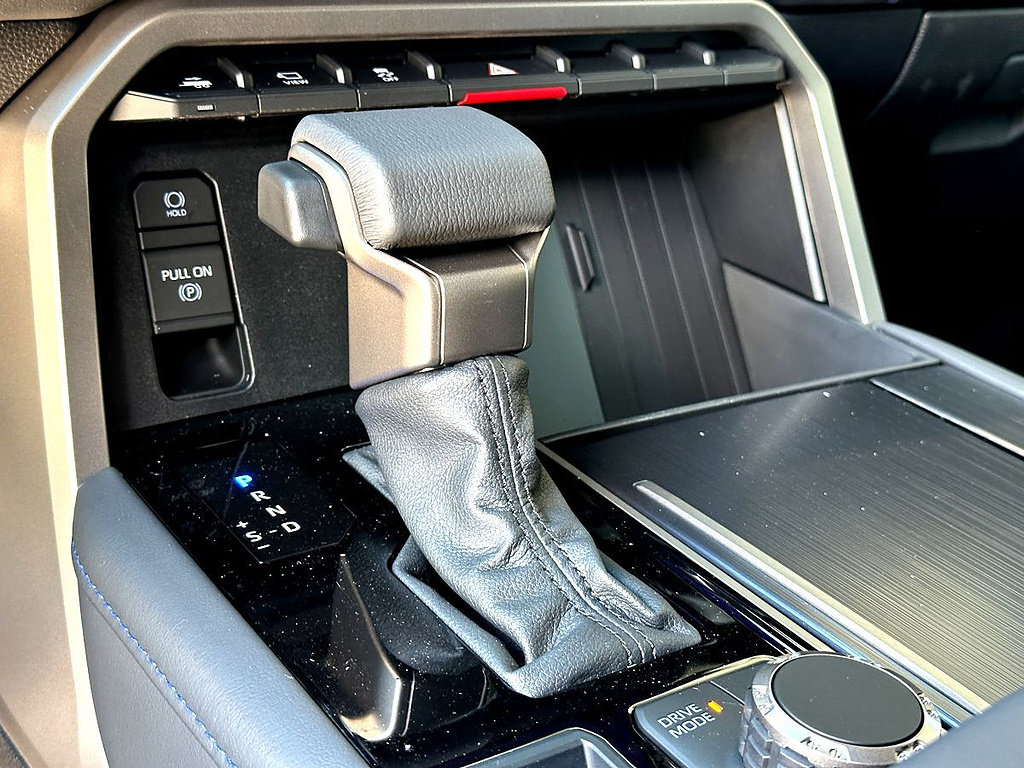 New 2026 Toyota Sequoia Platinum AWD/4WD image 15