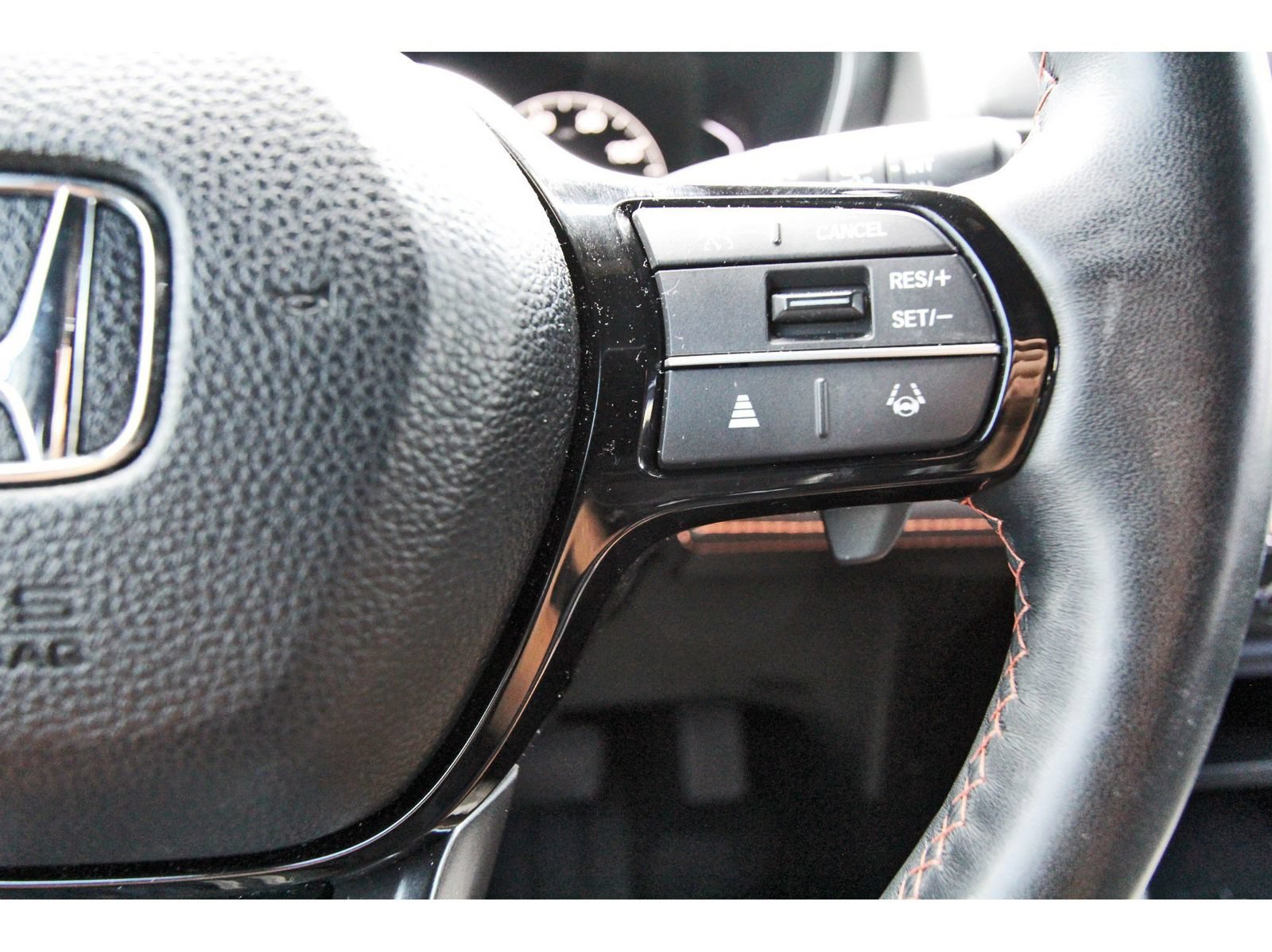 Used 2024 Honda Pilot TrailSport image 16