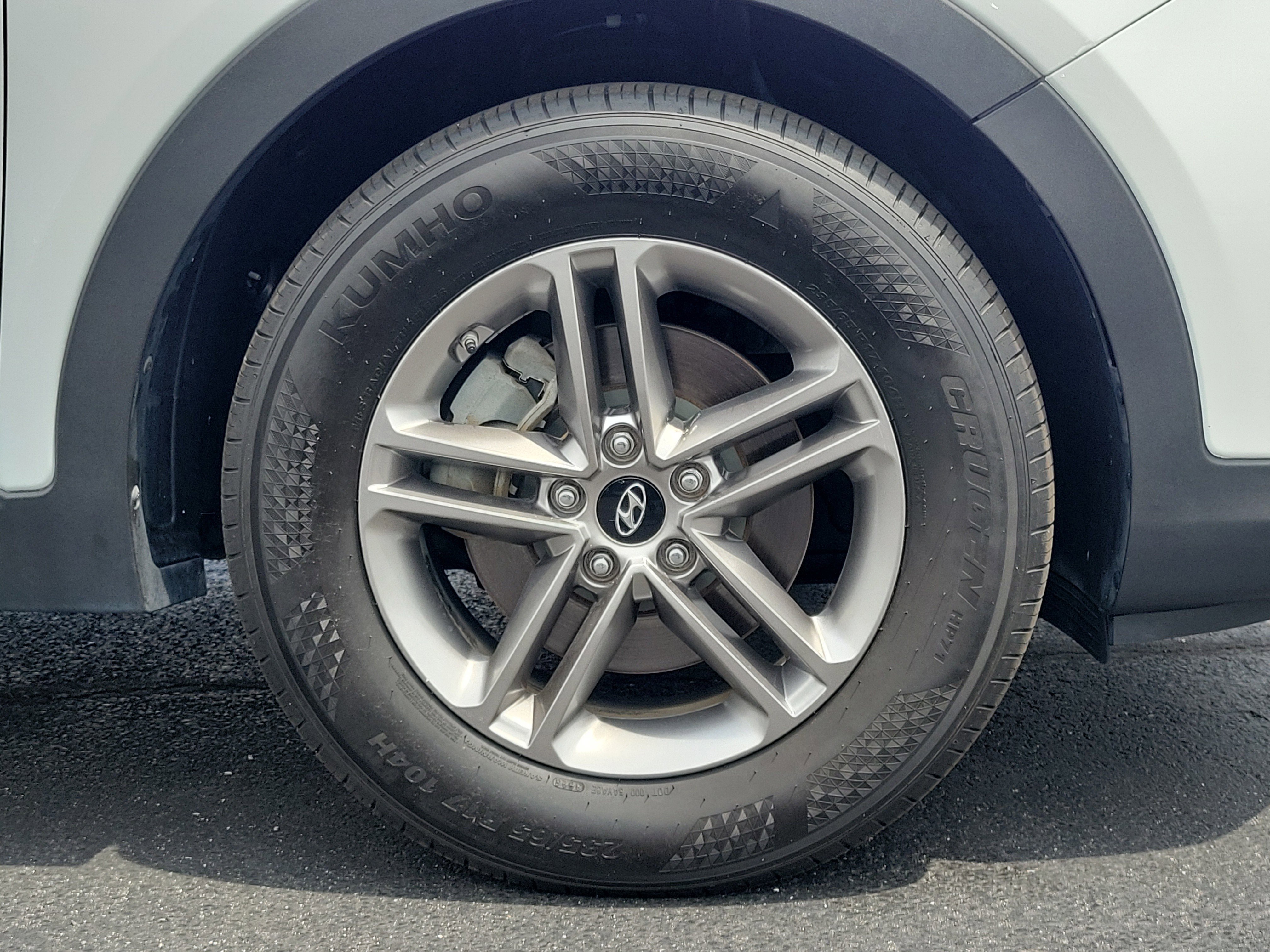 Used 2018 Hyundai Santa Fe Sport FWD image 5