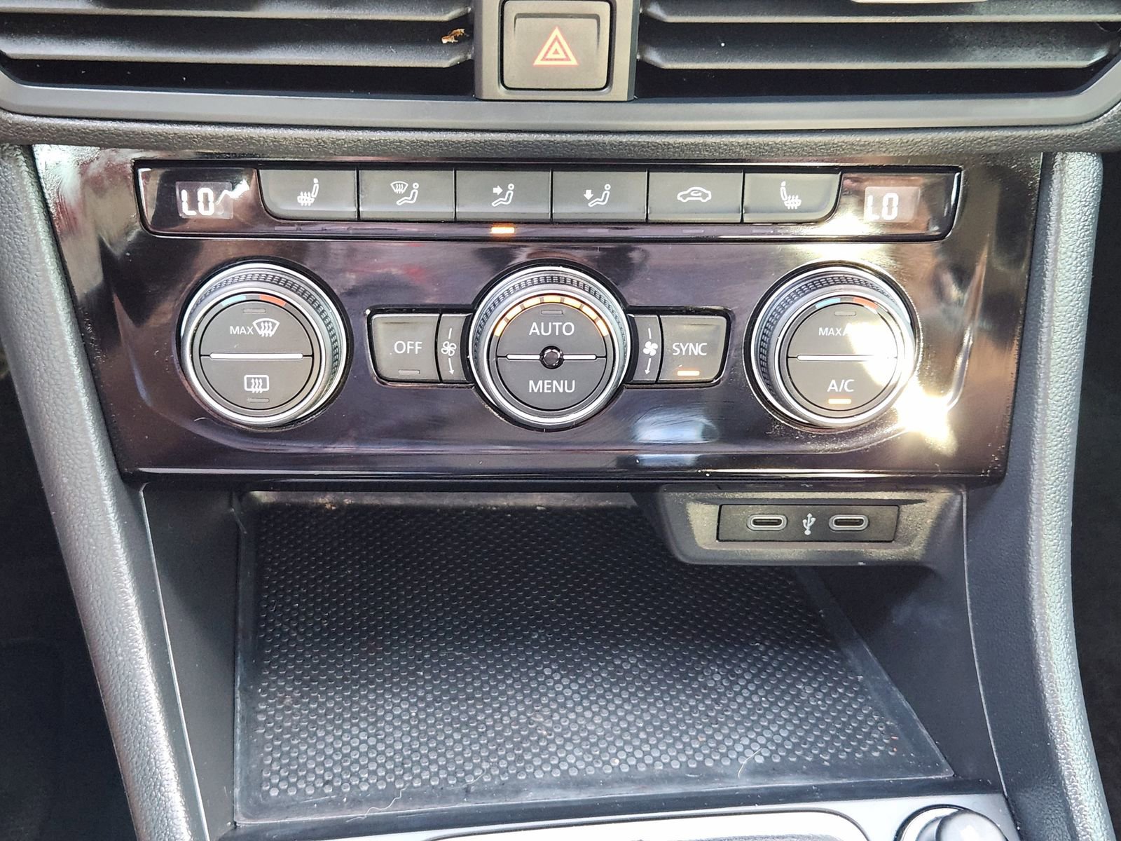 Used 2022 Volkswagen Jetta SE FWD image 26