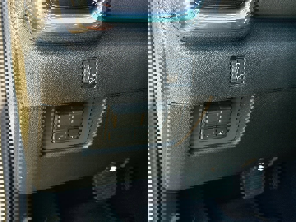 New 2026 GMC Canyon Elevation w/ Convenience Package image 10