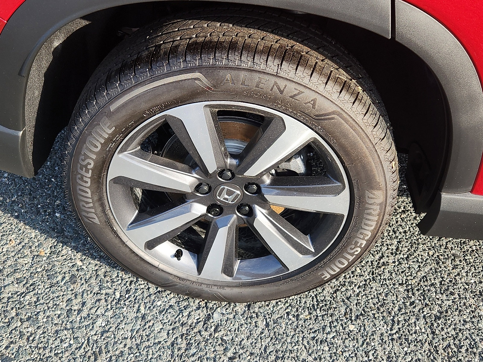 New 2025 Honda Pilot Touring image 5