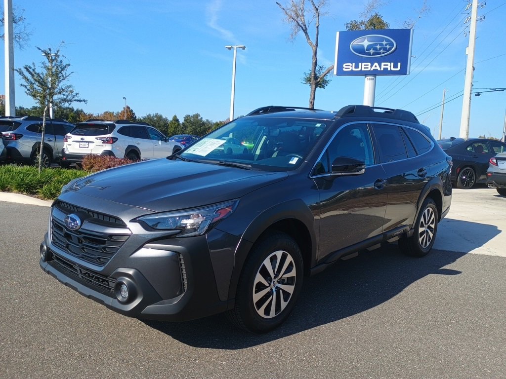 Certified 2025 Subaru Outback Premium image 1
