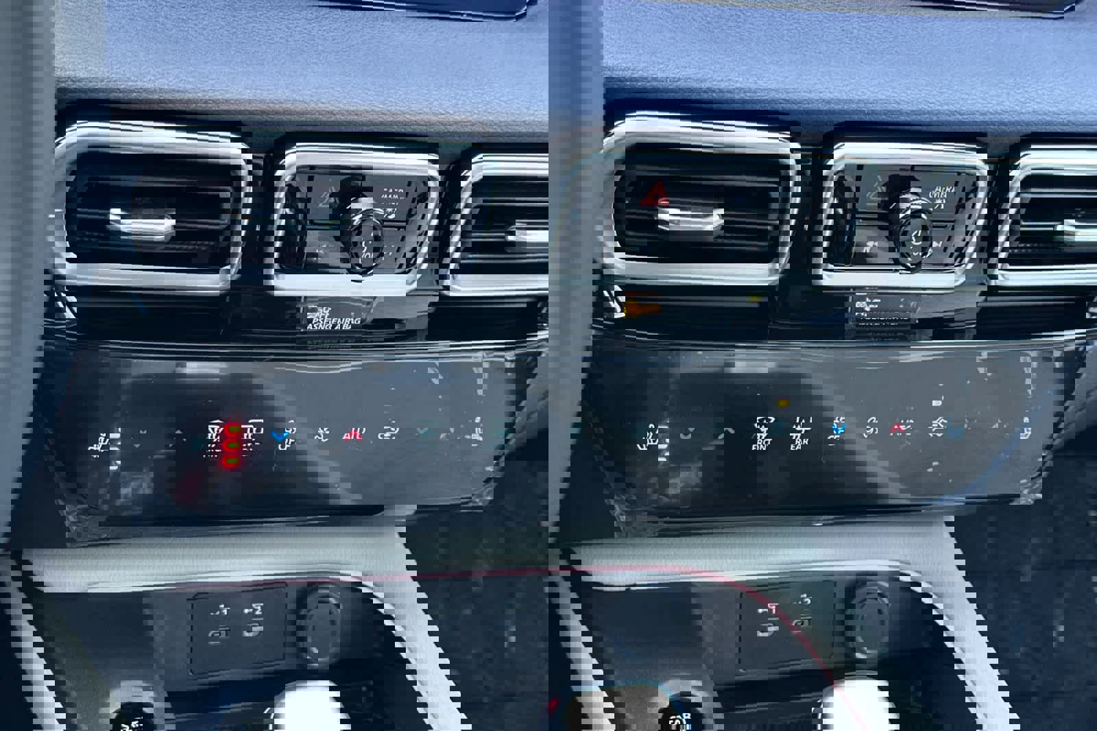 New 2026 Nissan Sentra SL w/ Floor Mat Package image 19