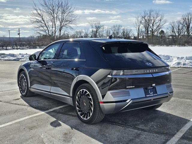 Used 2024 Hyundai Ioniq 5 Limited image 9