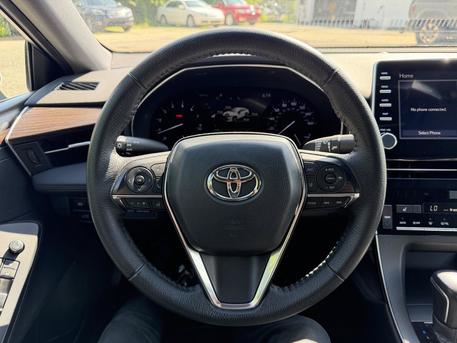 Used 2021 Toyota Avalon XLE FWD image 15