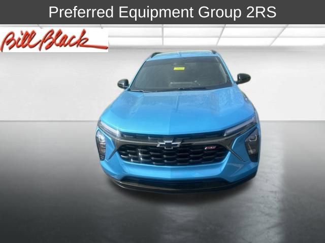 Used 2025 Chevrolet Trax RS w/ Driver Confidence Package image 3