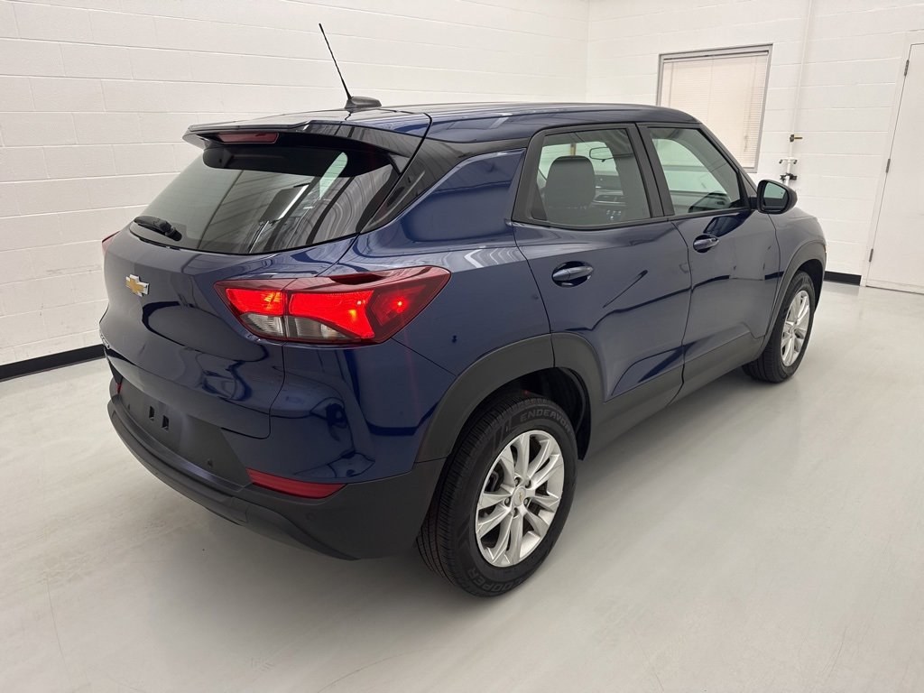 Used 2022 Chevrolet TrailBlazer LS image 11