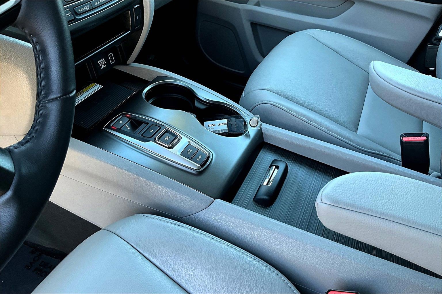 Used 2022 Honda Pilot Special Edition image 14